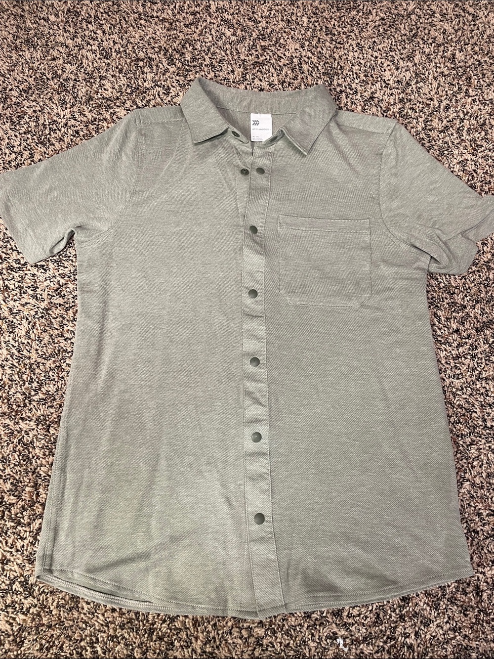 All In Motion Boys XL (14) Short Sleeve Button Polo Shirt - Light Olive NWOT